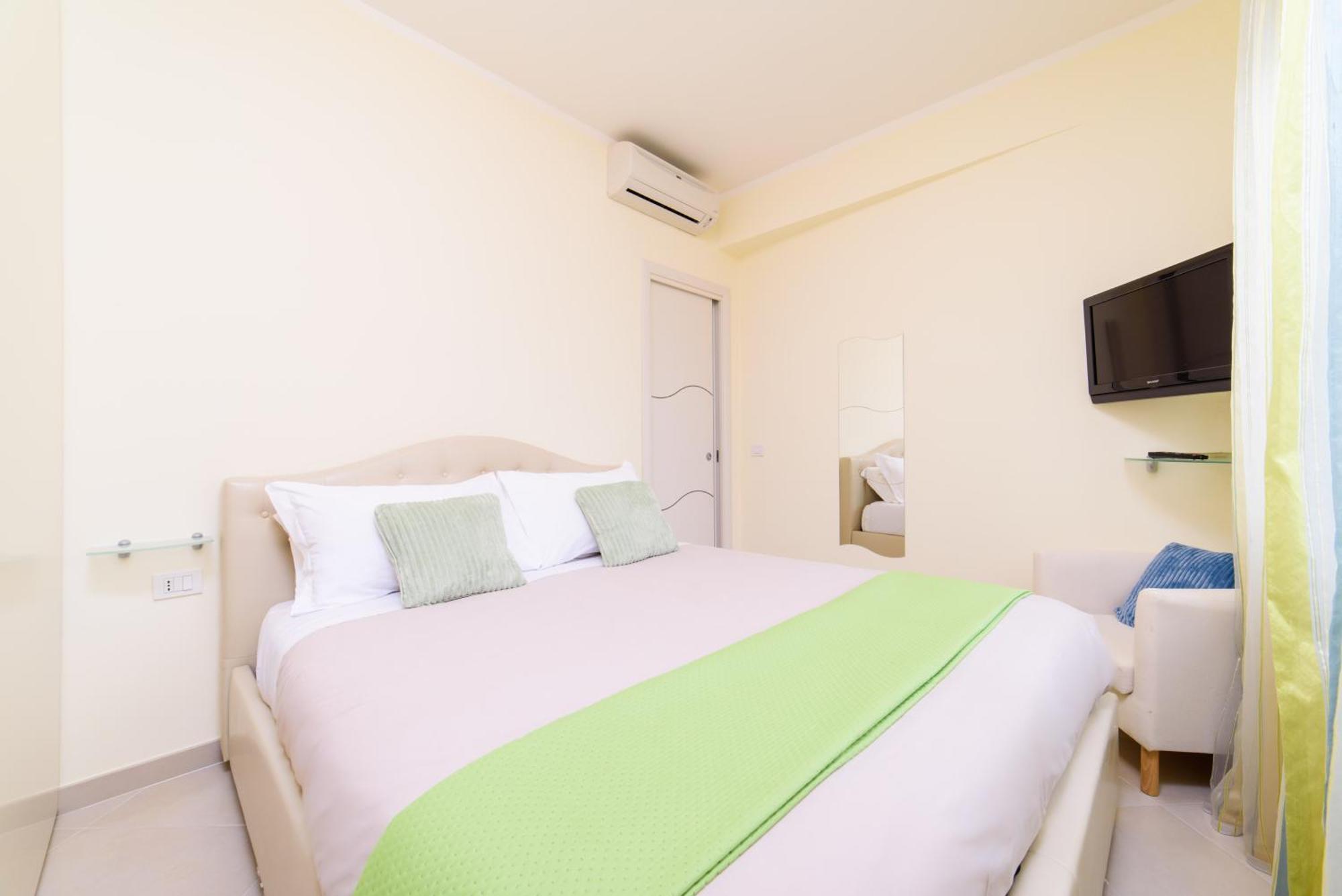 Estate4Home - L'Onda Viola Сорренто Екстер'єр фото